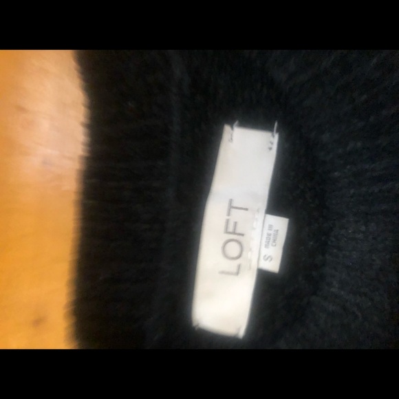 Loft cozy sweater with shoulder cut outs. - Picture 2 of 2